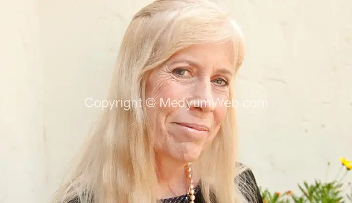 Rotterdam Delfshaven Medyum Şayeste